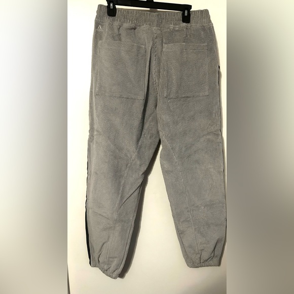 IVY PARK x Adidas| Men’s Grey Corduroy Sweatpants Size M - Picture 2 of 3